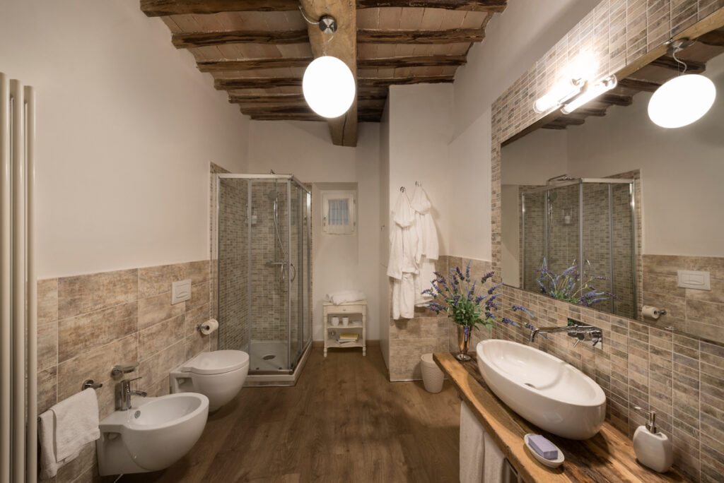 Villa Elisa, inside