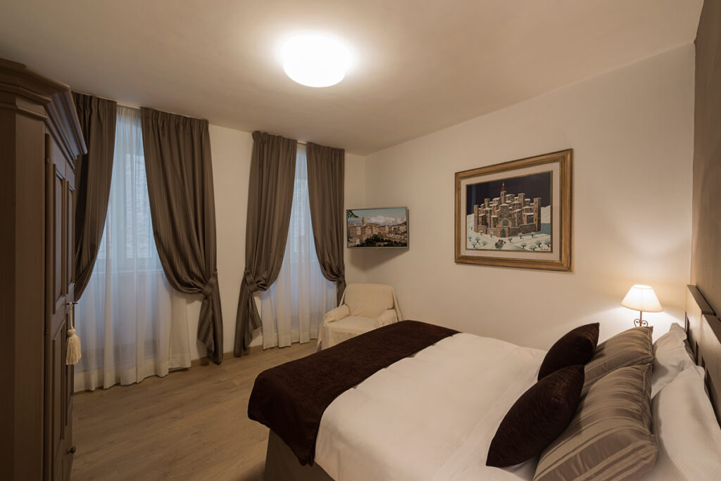 Villa Elisa, inside